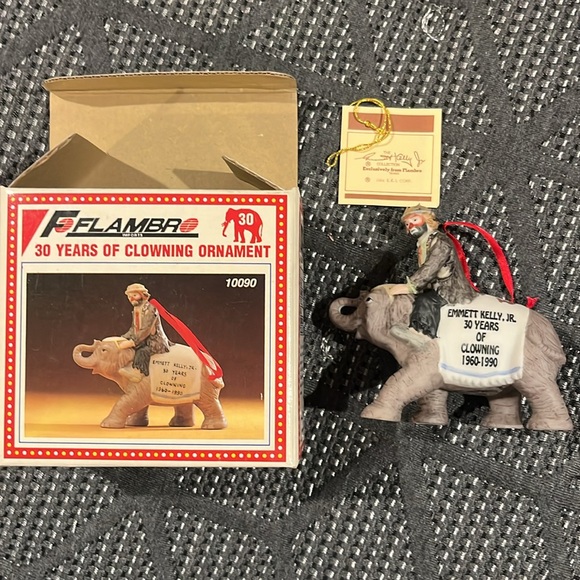 New in box with Tags Emmett Kelly Jr ornament autographed by Emmett Kelly Jr - Picture 6 of 6